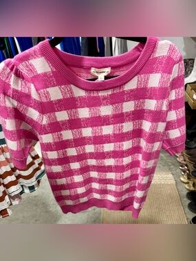 eesome Fuchsia and White Check Knit Top